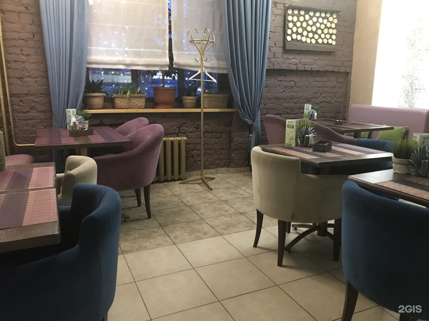 Ресторан apres ski охта парк. Кальянная чистые пруды. Ресторан чаща в охта парке. Ресторан ча-ща охта парк. Анжент, хабаровск, улица ленина.