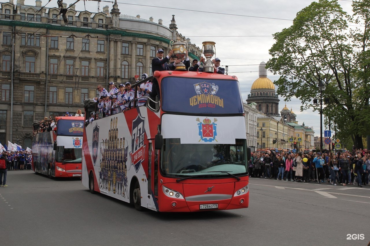 Автобусная экскурсия по питеру. City Tour Санкт-Петербург. Экскурсионные автобусы в Санкт-Петербурге. Автобусная экскурсия. Экскурсионный автобус СПБ.