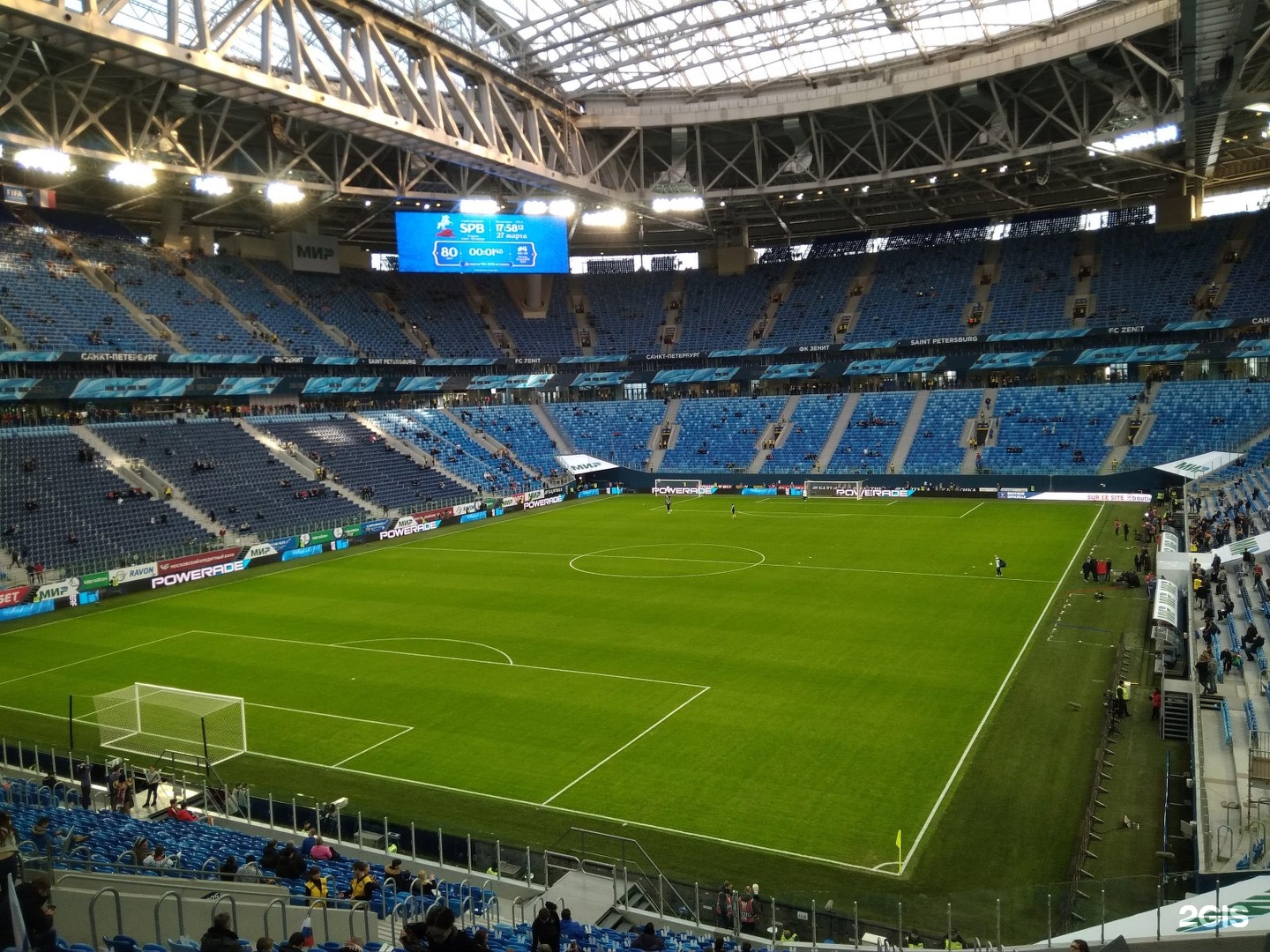 Газпром Арена футбольная аллея 1