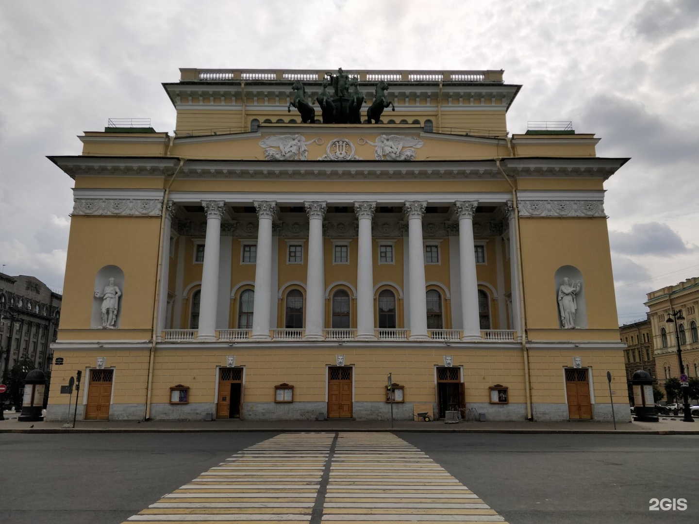 Александринка санкт петербург