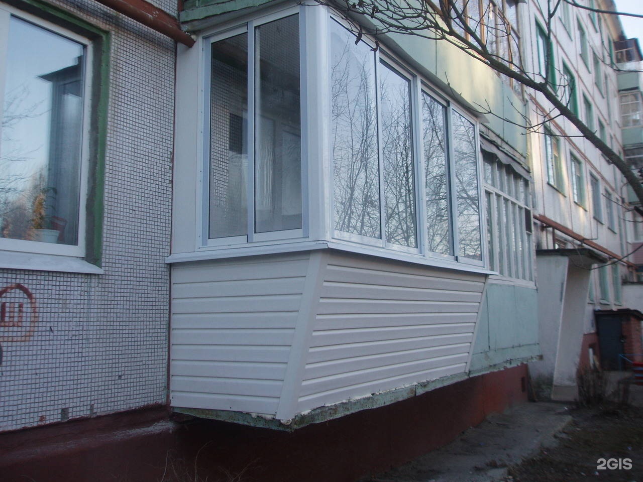 Остекление балкона.