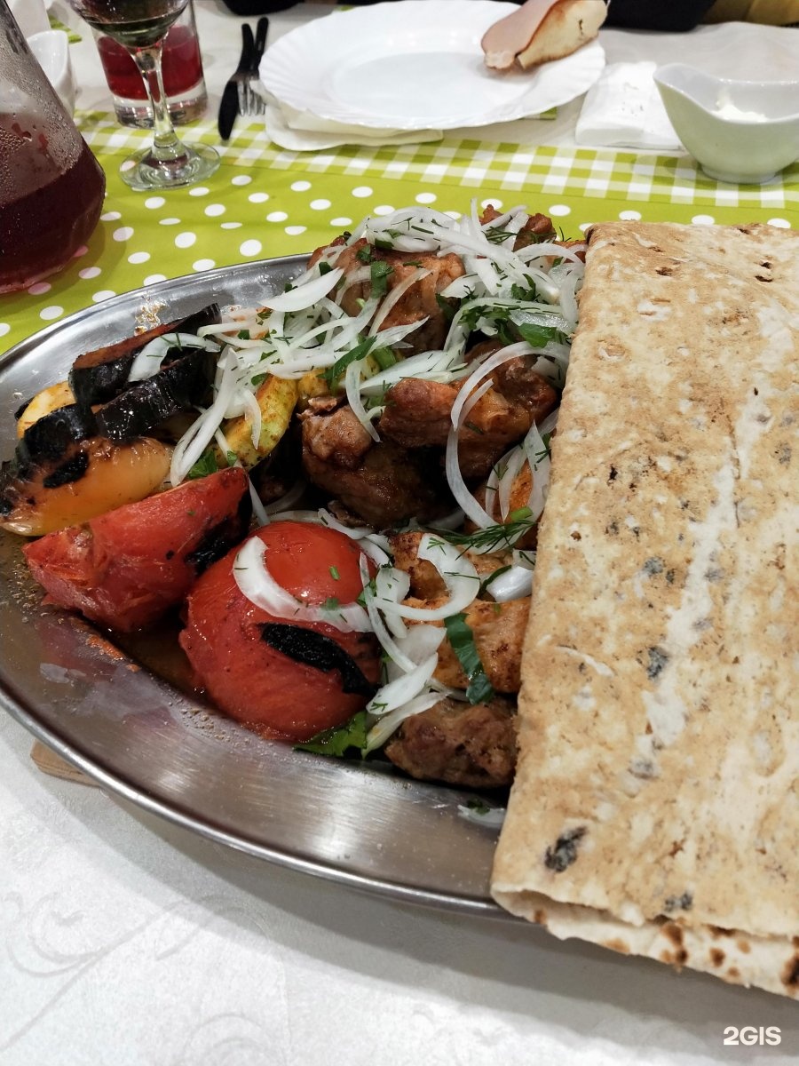 Ночной дворик меню. Меню райского дворика чебоксары. Райский дворик меню чебоксары ядринское шоссе. Шашлычный дворик чебоксары ядринское шоссе. Кафе райский двор нижний тагил адрес.