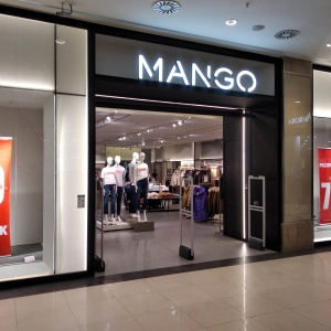 Фото от владельца MANGO, сеть магазинов одежды и аксессуаров