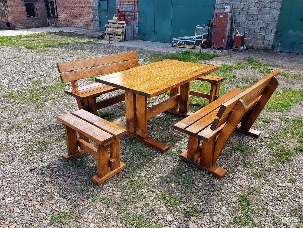 столы и скамейки из дерева фото