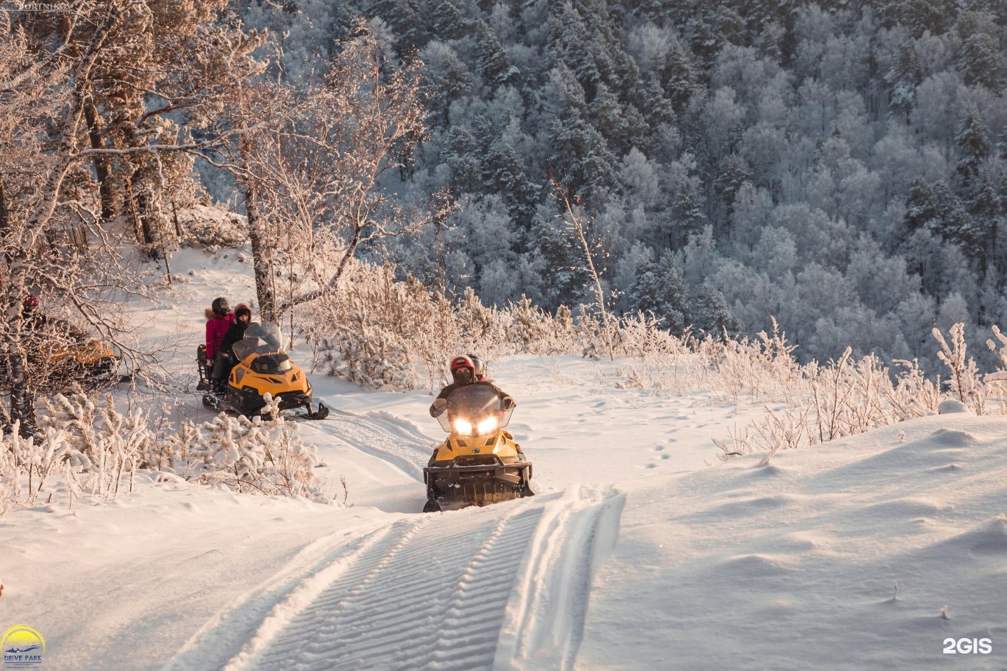 туры на снегоходах красноярск. клуб снегоходов красноярск. туры на снегоходах красноярск. экстрим мана. алтай резорт снегоходы.