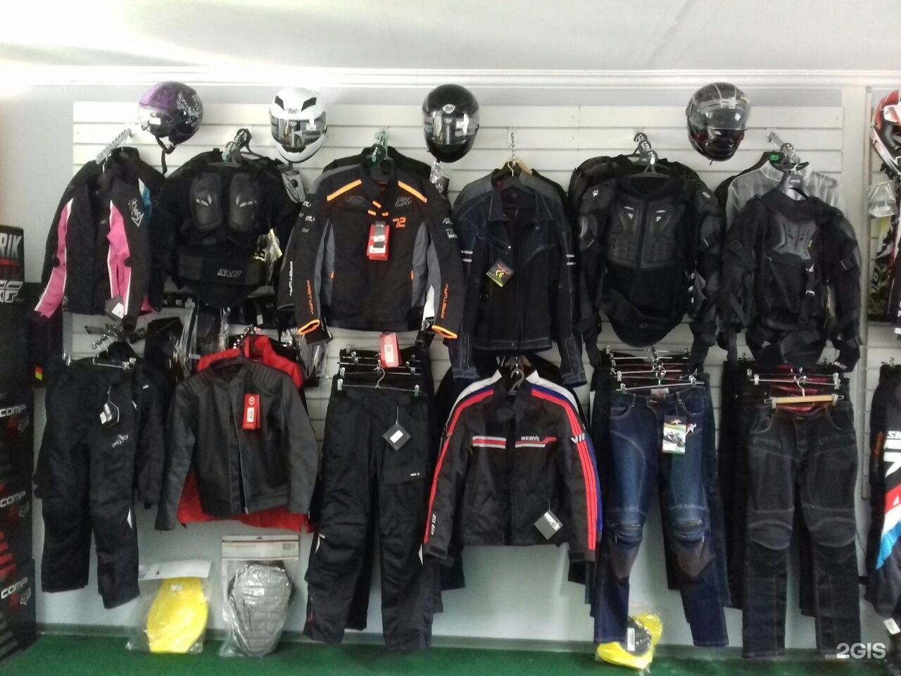 Магазины мотоодежды. Магазины мотоодежды. Магазин мотоэкипировки. Мотоодежда на садоводе. Магазин мотоэкипировки в москве.