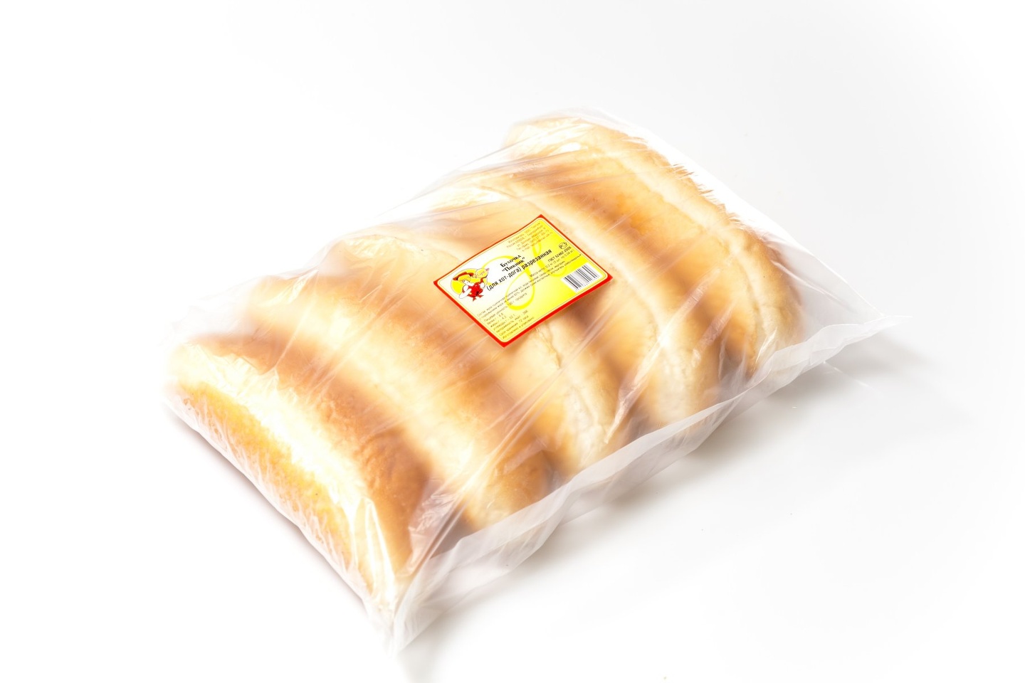 Булочка в упаковке. Упаковка булочек для хотдогов. Булочки в пакете. Хлеб в упаковке.
