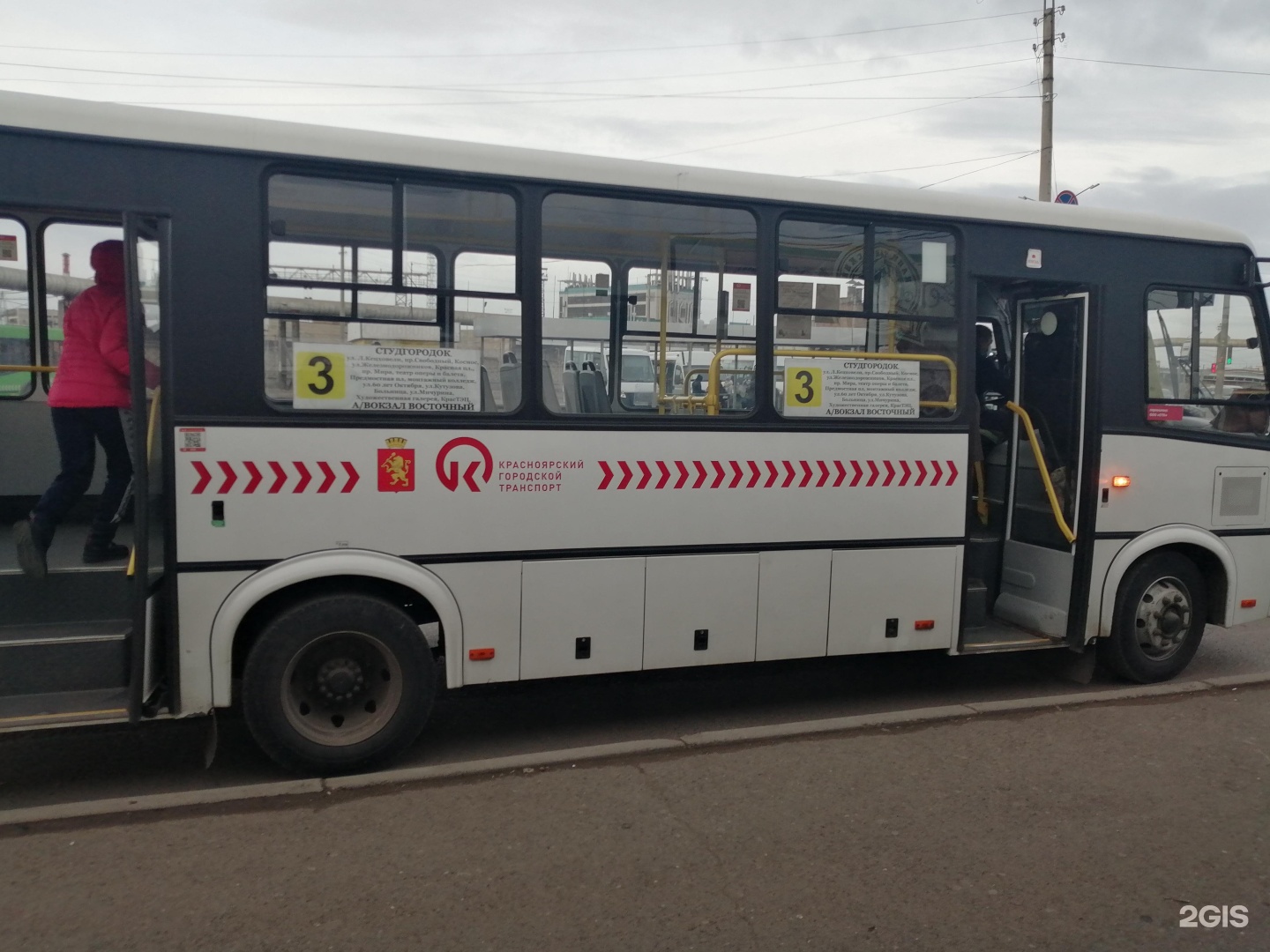 Автобус 3. Автобус 3 Красноярск. Автобус 003 Красноярск. Автовокзал Восточный Красноярск. Автобус м3.