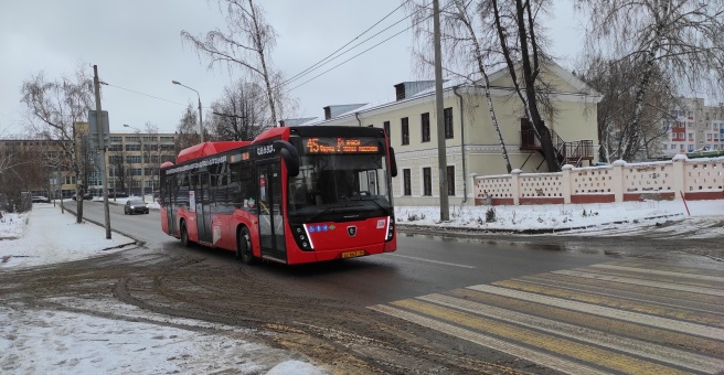 Екатеринбург казань остановки. 45 Автобус Казань. Маршрут 45 автобуса Казань. 45 Автобус Екатеринбург. Казань автобус 45 538 КАМАЗ.