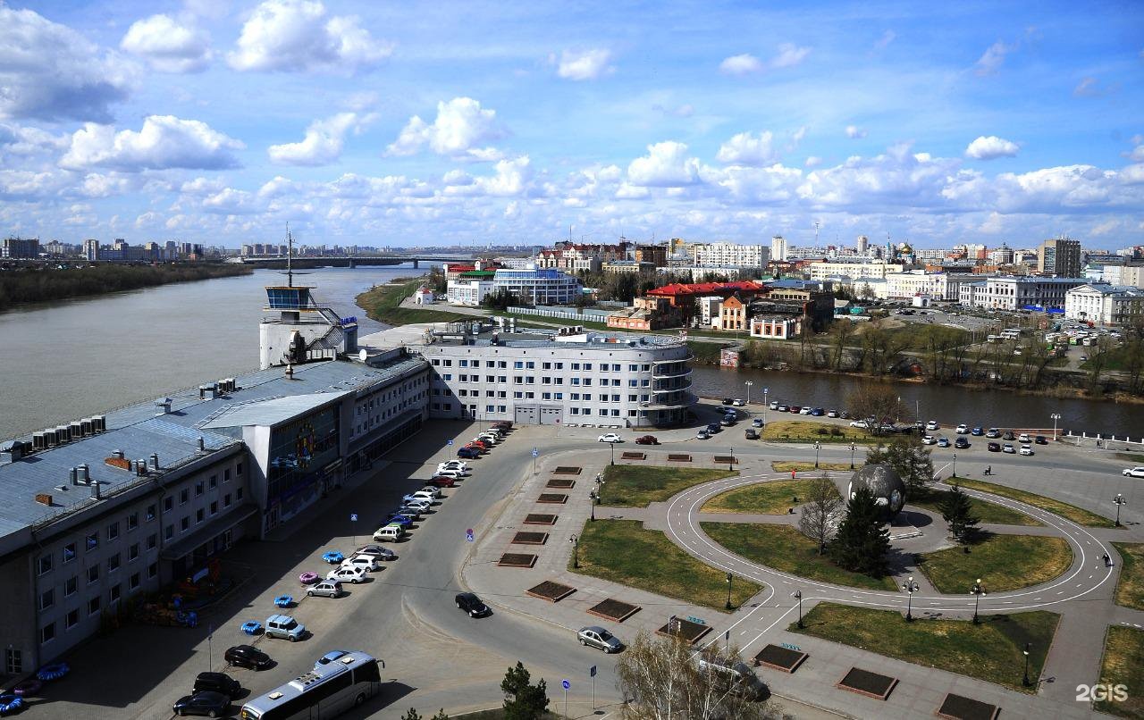 Площадь Бухгольца Омск. Центральной площади города - площади Бухгольца. Фото. Омск вечером. Центральный округ Омск.