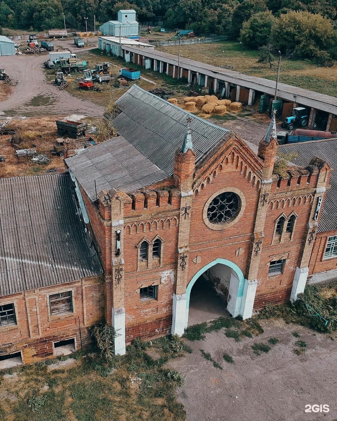 охотников замок яковка орловская область. яковка мамадышский район. усадьба яковка колпнянский район. деревня яковка колпнянского района орловской области. замок охотникова орловская область внутри.