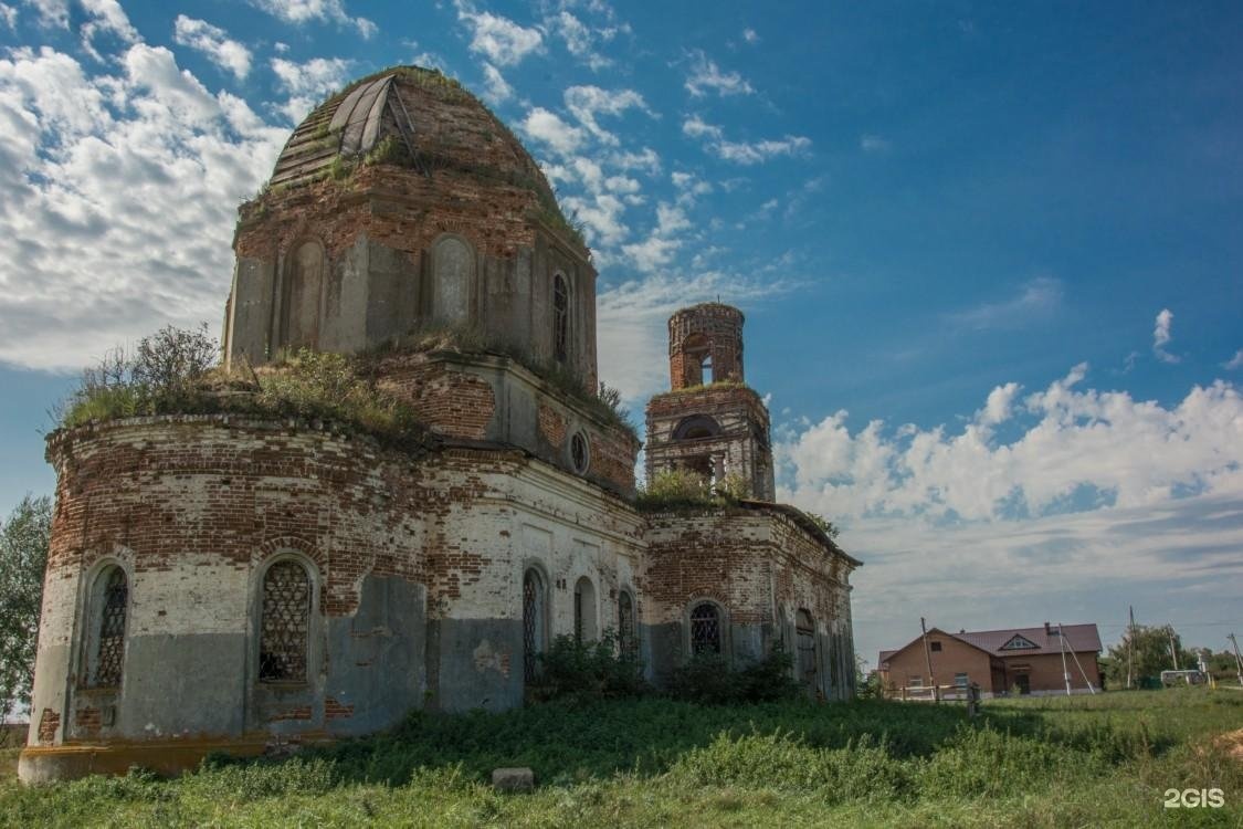 Татарстан верхнеуслонский. Клянчино Церковь Верхнеуслонский район. Церковь Тихвинской иконы Божией матери в селе Кильдеево. Кильдеево Верхнеуслонский. Нижние Вязовые Зеленодольский район храм.