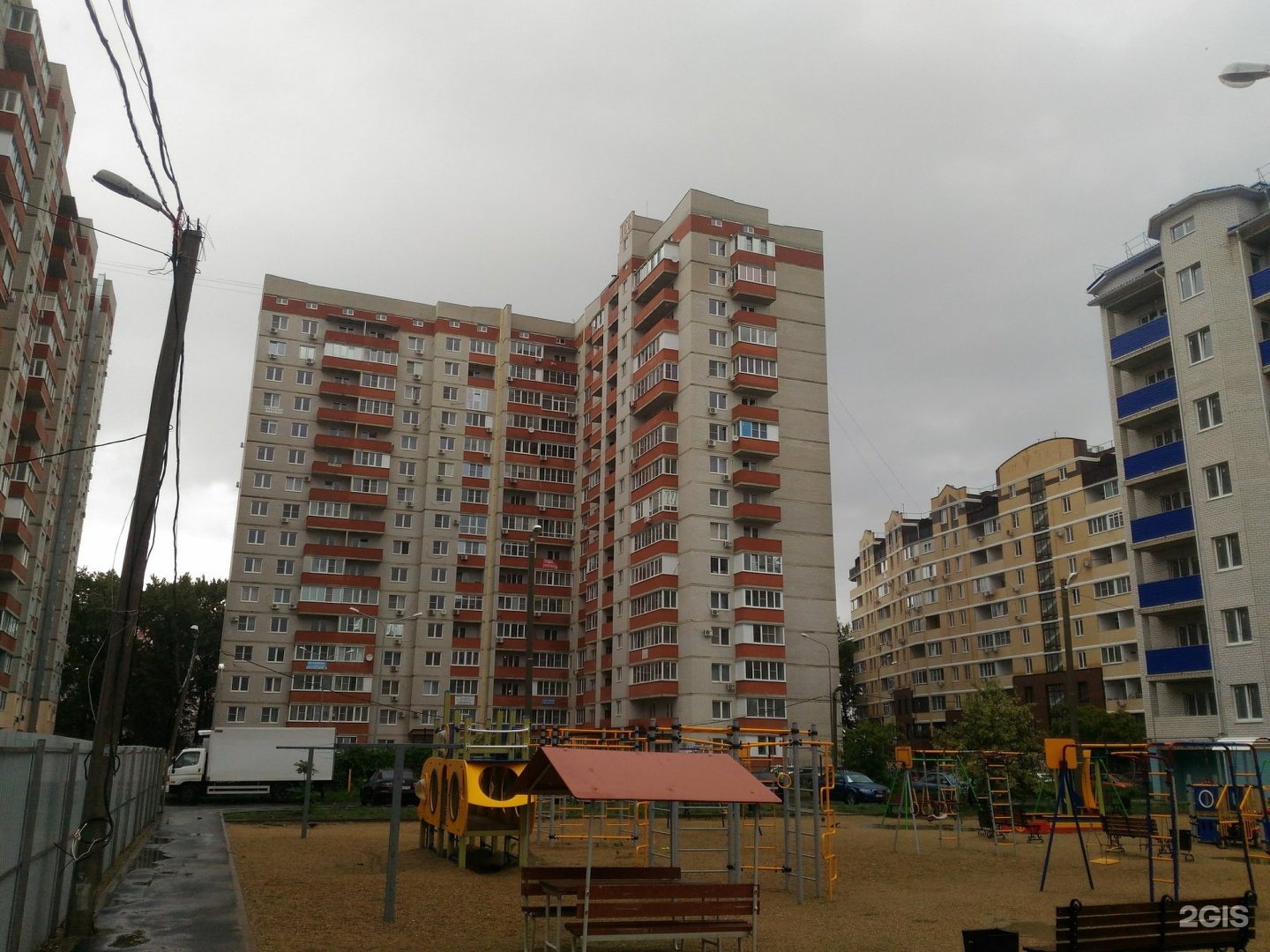 Клиника екатерининская яцкова. Им. Яцкова 2/2 клиника екатерининская. Героя яцкова 17 к 1 краснодар. Яцкова 20.