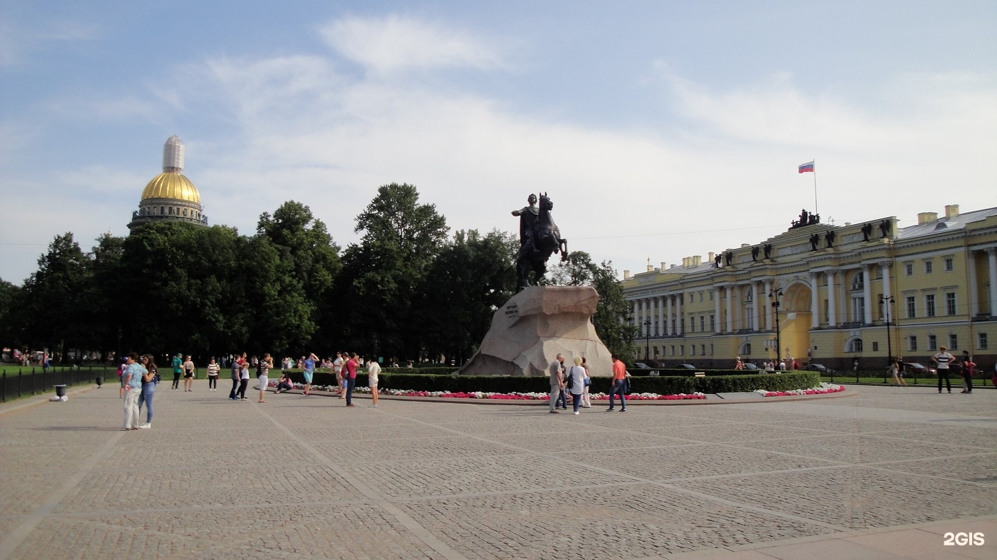 Сенатская площадь в питере. Площадь Декабристов в Санкт-Петербурге. Сенатская площадь Санкт-Петербург. Площадь Декабристов (Сенатская площадь). Площадь Декабристов медный всадник.