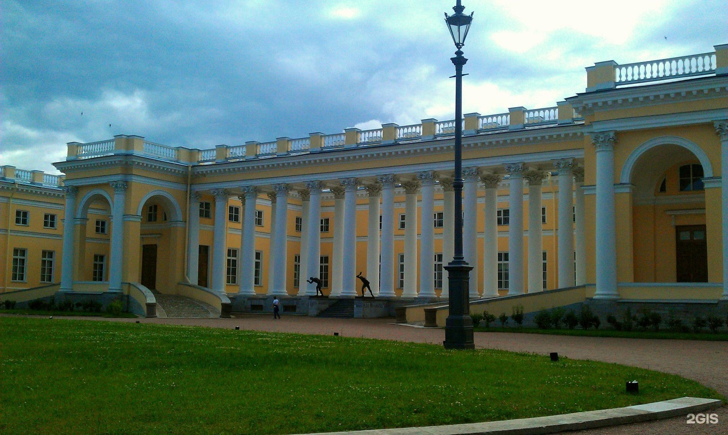 дворцы екатеринбурга