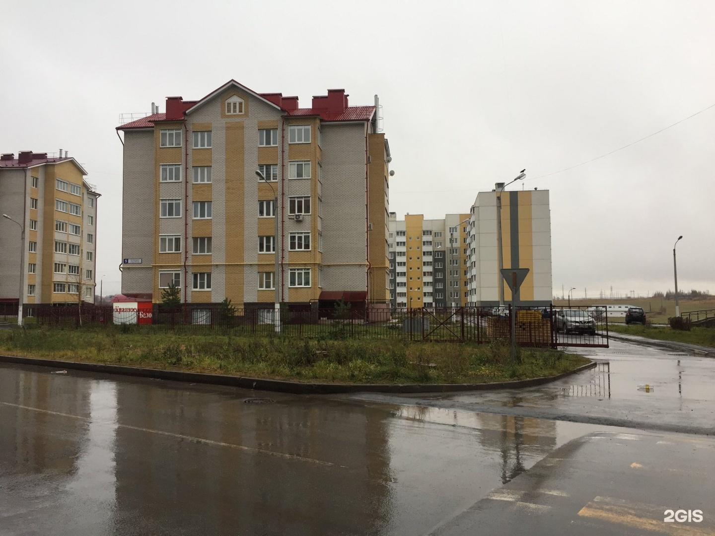 5 южная 8. Южно сахалинск пр-кт. Южный квартал 8 щербинка. Улица южная 7 новочебоксарск. Новочебоксарскжная 8а.
