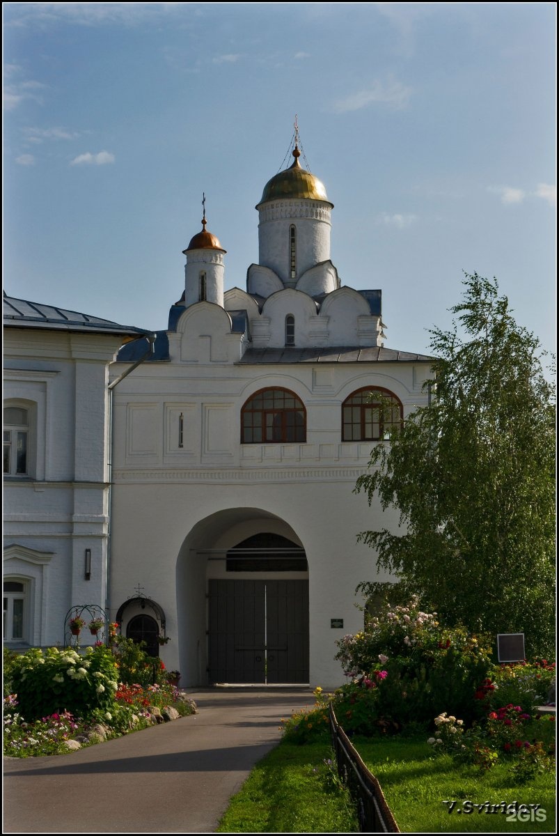 Церковь на покровской улице. Покровский женский монастырь Суздаль. Покровский монастырь надвратная Благовещенская Церковь. Надвратная Церковь Суздаль Покровский монастырь. Благовещенская Церковь Суздаль.