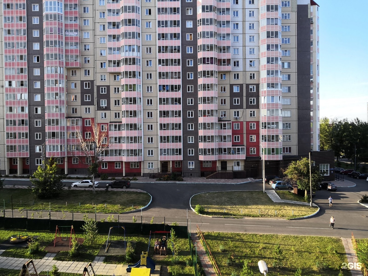 Металлургов 41 красноярск. Караульная гора красноярск зима. Улица красноярская новосибирск. Улица сопочная красноярск. Фото копылова красноярск.