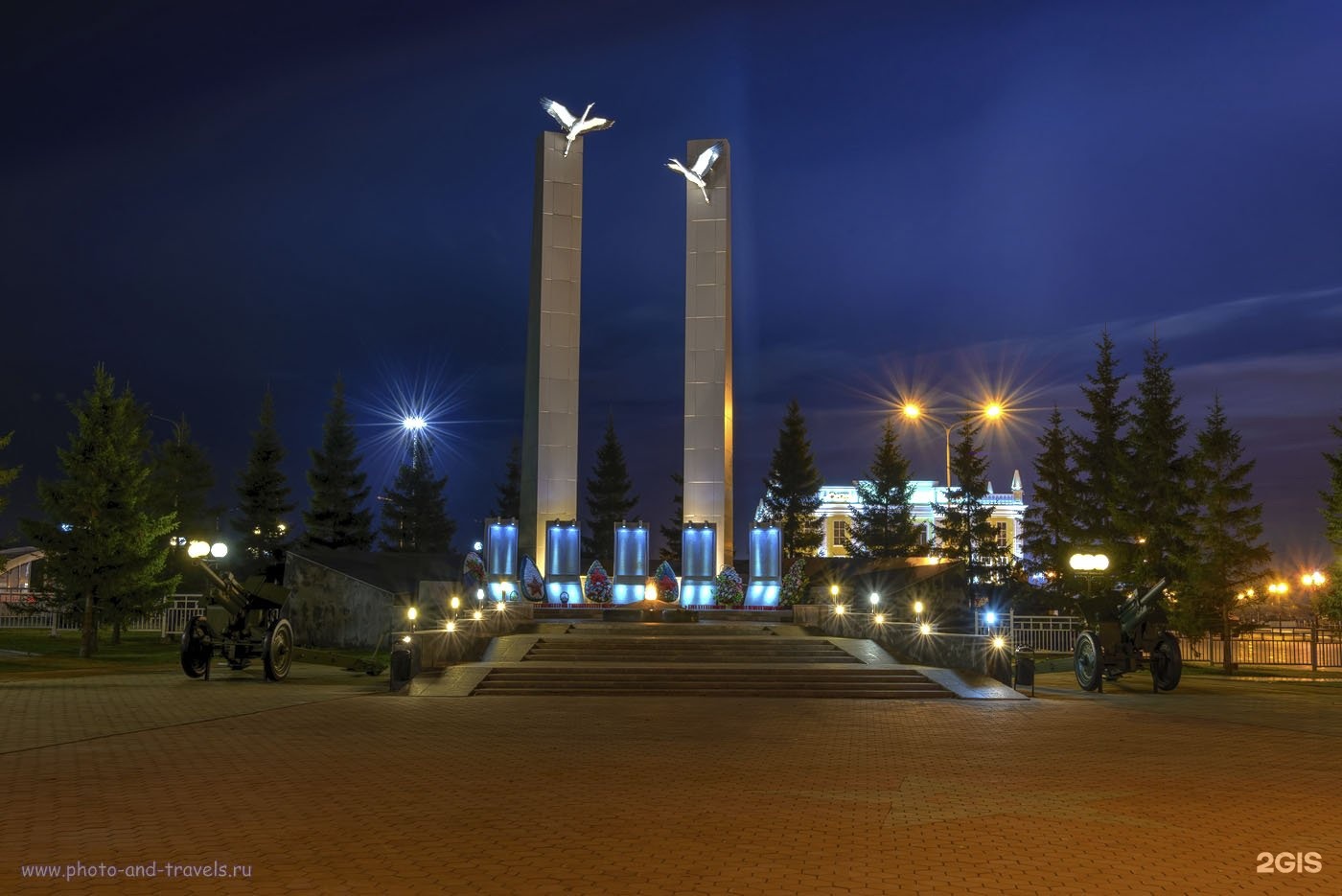 Достопримечательности верхней пышмы. Мемориальный комплекс Журавли верхняя Пышма. Памятник Журавли в верхней Пышме. Верхняя Пышма достопримечательности. Достопримечательности города Среднеуральска.