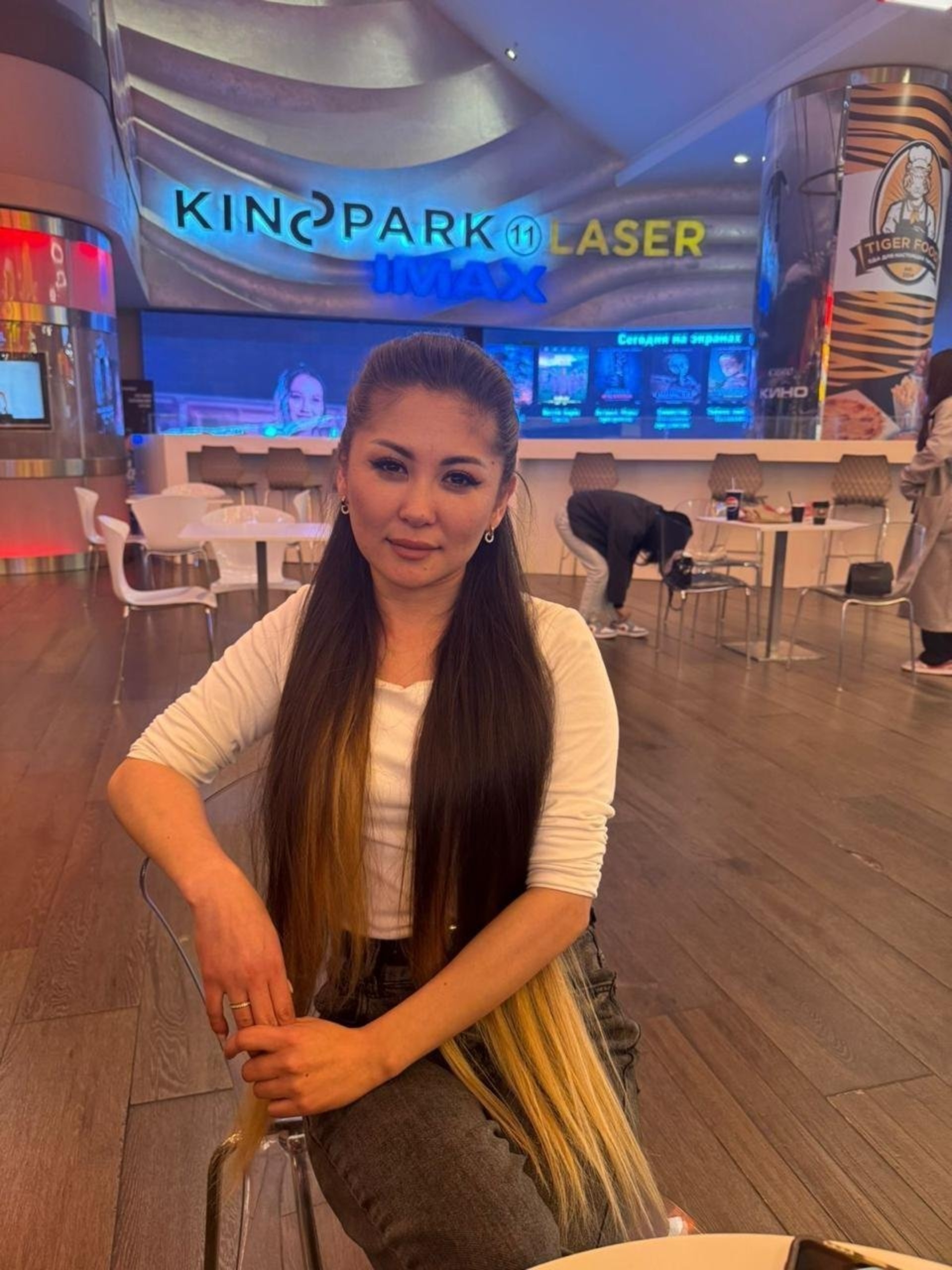 Украинадан келген жас жұбайлардың секс фотосуреттері