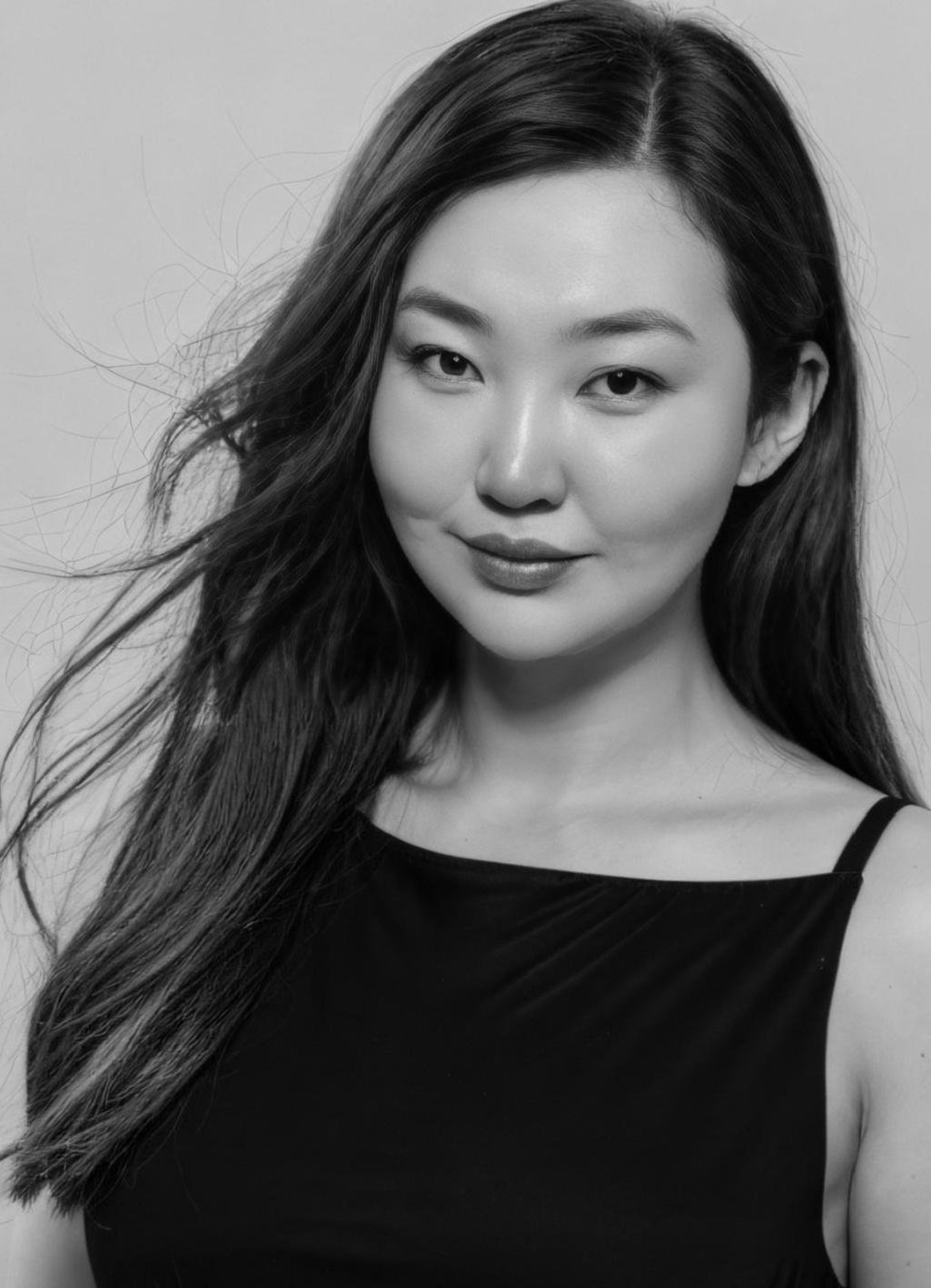 Төрт аяқта тұрған порно жетілген әйел