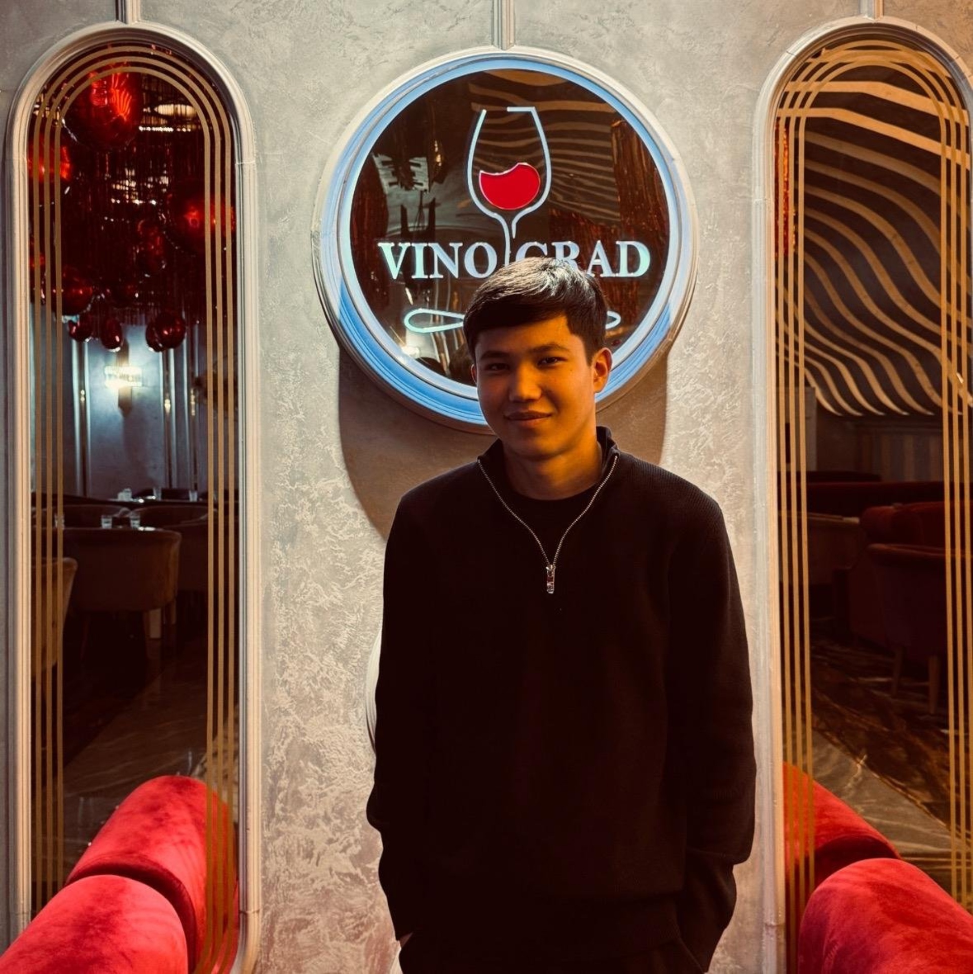 Аққұбалар мини юбкадағы порно видео онлайн