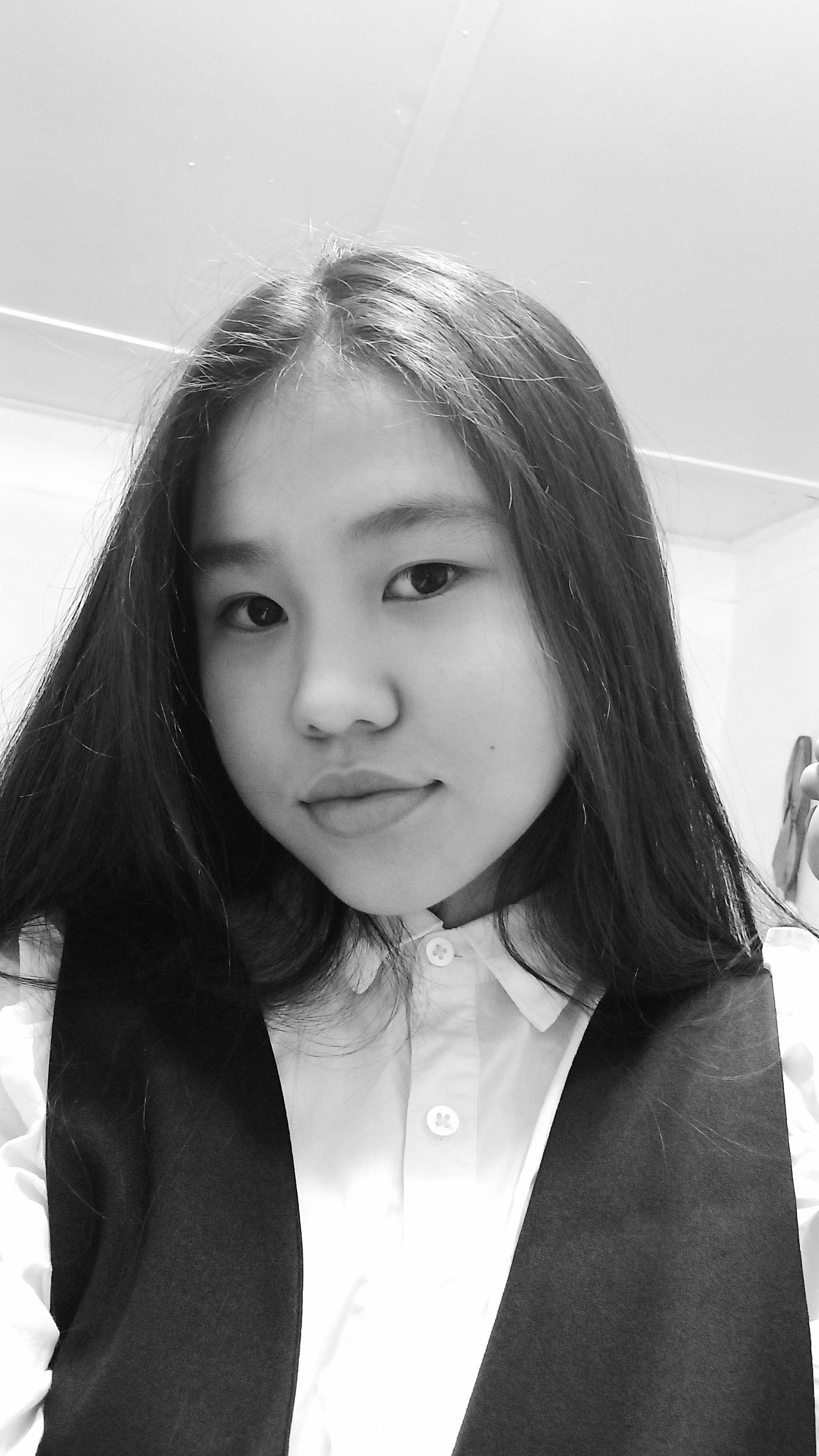 Еркектің анусы мен есегін жалайтын қыздармен секс көру