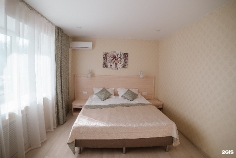 Кугеси: Отель Телей