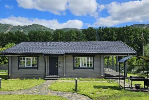 Озерное: Коттедж ЭндорфInn