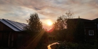 Листвянка: Гостевой дом Берег Байкала