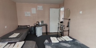 Каменск-Шахтинский: Коттедж Центральный