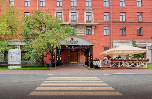 Москва: Отель Максима Заря