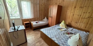 Лоо: Гостевой дом Диана