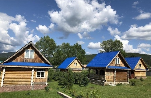 с. Тюлюк: Турбаза Таежное