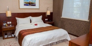 Алматы: Отель SoLuxe Hotel Almaty