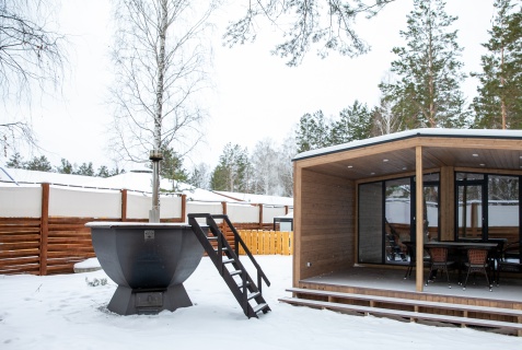 Верхнее Дуброво: Турбаза Задубравье