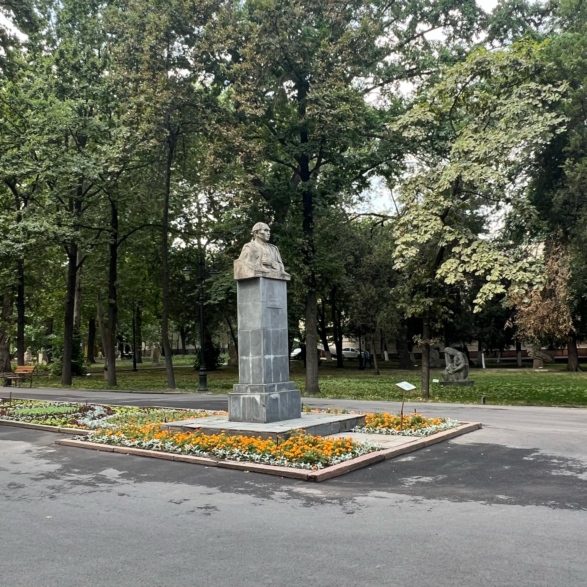 Современный вид; дата публикации в 2GIS