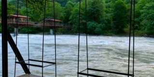 Гудаутский район: Отель Bridge