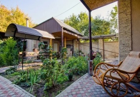 Отель Kausar Hotel  в Бишкеке