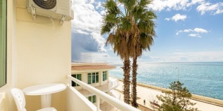 Гагра: Отель Кавказ