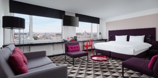 Санкт-Петербург: Отель Azimut Сити