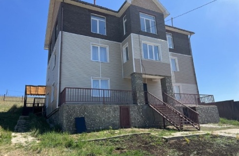 пос. Хужир: Отель Нерпенок