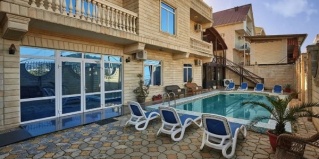 Сириус: Отель Русь