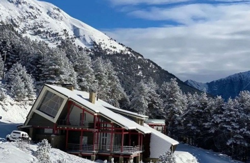 с. Абайтикау: Отель 1950