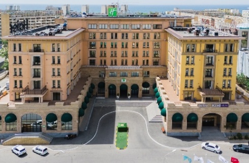Актау: Отель Holiday Inn Aktau-City Centre