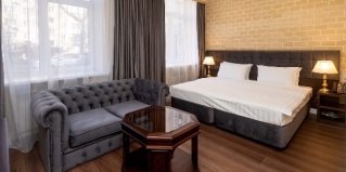 Владивосток: Отель Есенин