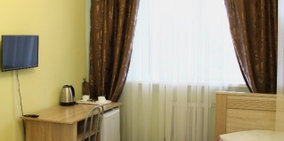 Губкинский: Отель Медвежонок