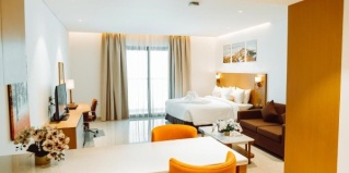Dubai: Отель HE Hotel Apartment