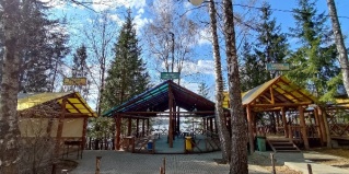 Лопотово: Отель Романтик