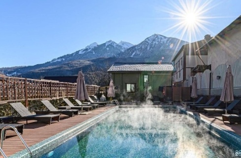 пгт Красная Поляна: Отель Hills Polyana hotel&SPA